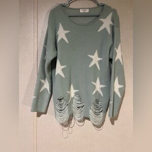 Zenana Outfitters Mint Star Distressed Sweater